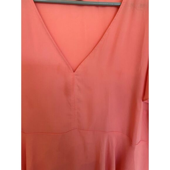 Torrid Flowy Women's Pink Peplum Polyester Top- Size 3 - Picture 4 of 9